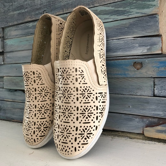 Solesensibility laser cut out slip one sz: 6 - Picture 2 of 8